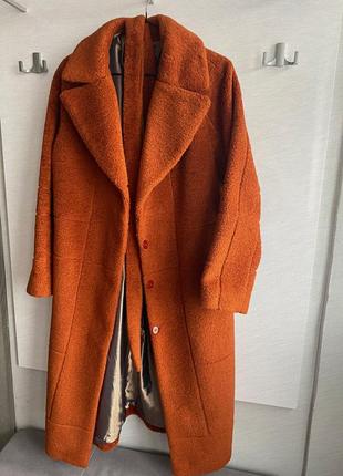 Стильное удлиненное женское пальто8 фото