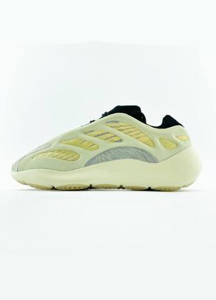 Кросівки жіночі / чоловічі жовті adidas color yeezy 700 v3 "saflower"