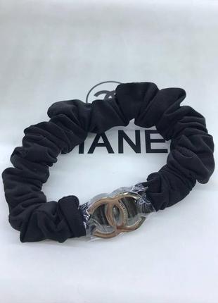 Гумка середня для волосся з логотипом шанель/chanel