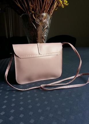 Ніжно рожева мініатюрна сумочка кроссбоди3 фото