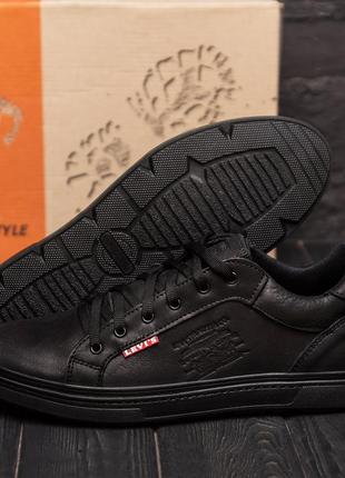 Мужские кожаные кроссовки levis black4 фото