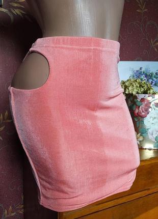 Розовая мини юбка с вырезом от prettylittlething5 фото