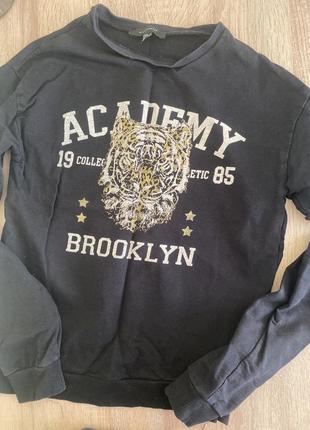 Стильный укороченный свитшот