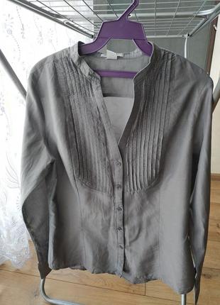 Серая шелковая блузка h&m1 фото