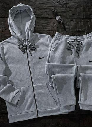 Чоловічий зимовий спортивний костюм nike на флісі сірий кофта на змійці та штани з начосом (b)