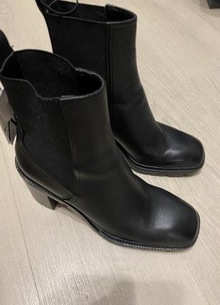 Zara ботильоны, сапожки женские, кожа, размер 385 фото