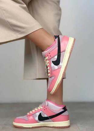 Гарні жіночі кросівки nike sb dunk low lx barbie pink premium рожеві з бузковим3 фото