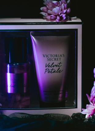 Набор victoria's secret. velvet petals