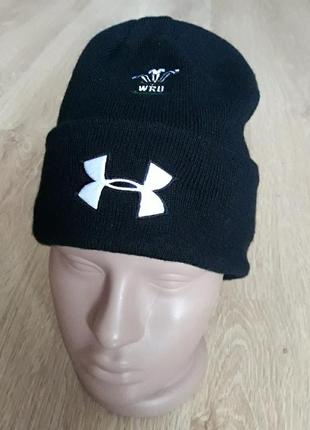 Under armour.  шапка