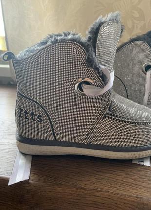 Ботинки с стразами