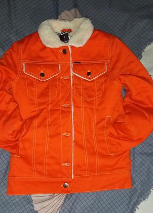 Джинсова куртка помаранчева