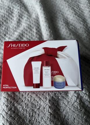 Набор антивозрастной лифтинговый shiseido