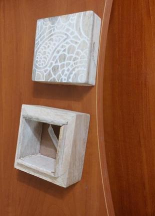 Дерев'яна скринька для дрібниць у східному стилі