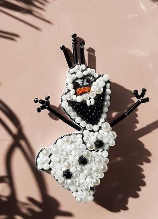 Розпродаж новорічна брошка з бісеру олаф сніговик мультгерой