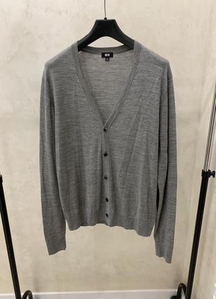 Серый кардиган uniqlo свитер джемпер базовый шерстяной классический