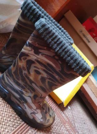 Резиновые сапожки