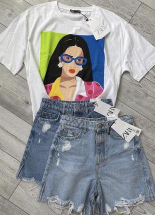 Футболка zara оверсайз з дівчиною