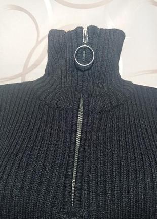 Удлиненный свитер свободного кроя, трендовый воротник стойка,черный цвет, рубчик, большой размер