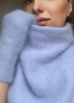 Вʼязана хустка бактус пух норки