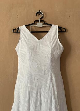 Платье платье праздничное белого цвета размер s m не просвечивается подкладка2 фото