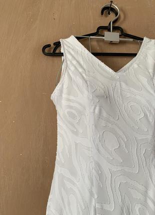 Платье платье праздничное белого цвета размер s m не просвечивается подкладка3 фото