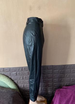 Кожаные брюки брюки брюки с высокой посадкой в черном цвете размер s стан новых4 фото