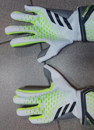 Рукавички воротарські adidas predator league gloves m ia0879 роз 8