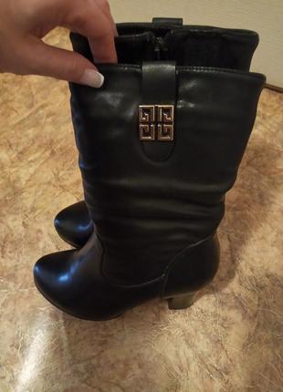 Теплые сапожки р.36