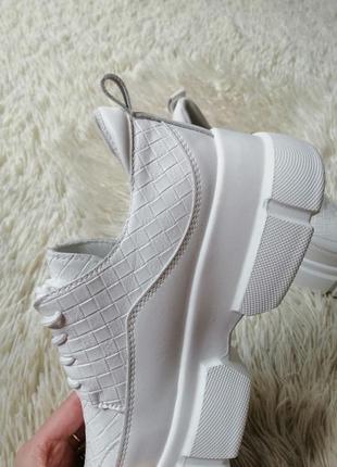 Легкие белые кроссовки экокожи3 фото