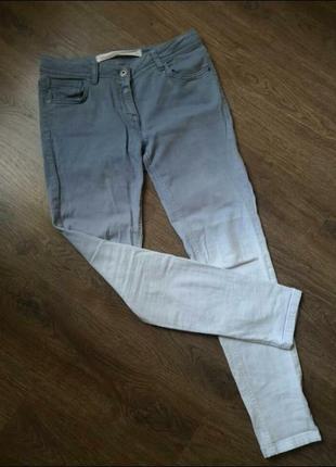 Стильные джинсы скинни  амбре размер 27