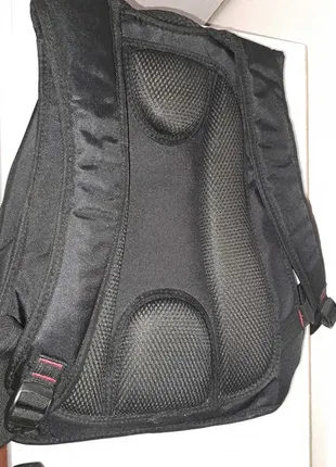Рюкзак черный со светоотражающими полосками4 фото