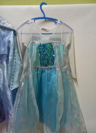 Карнавальні сукні принцеси ельзи,крижане серце2 фото