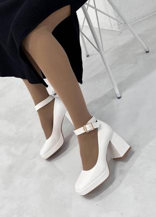 Женские белые эко.кожаные туфли под бренд10 фото