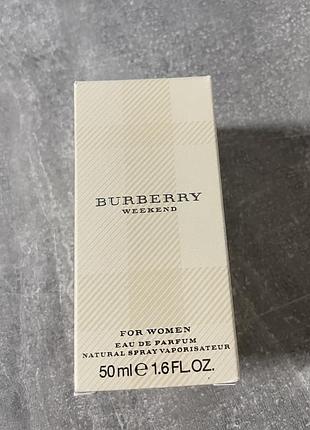 Парфюмированная вода для женщин burberry weekend for women1 фото