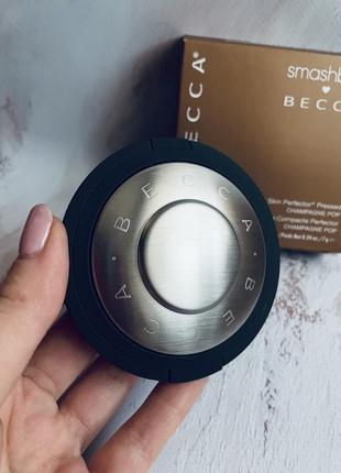 Хайлайтер smashbox x becca shimmering skin perfector pressed highlighter champagne pop