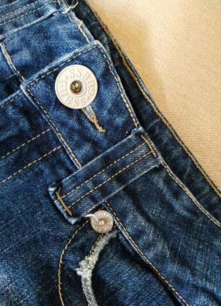 Джинсовая мини юбка с рваным краем guess2 фото