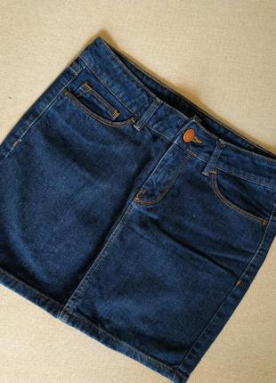 Синяя джинсовая юбка