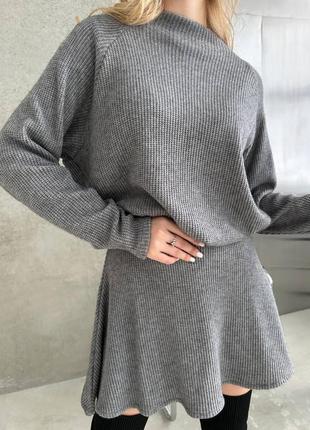 Костюм из ангоры свитер свободного кроя с высоким воротником под горло гольф кофта юбка мини короткая юбка комплект теплый черный серый коричневый9 фото
