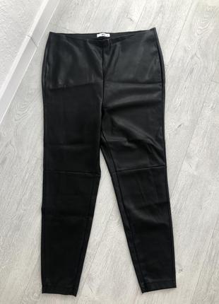 Черные брюки из эко кожи ellos 50 р6 фото