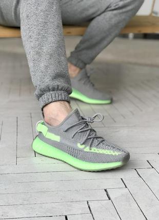 Кросівки adidas yeezy 350 v2 кроссовки2 фото