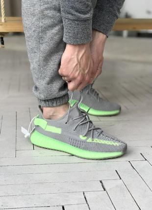 Кросівки adidas yeezy 350 v2 кроссовки6 фото