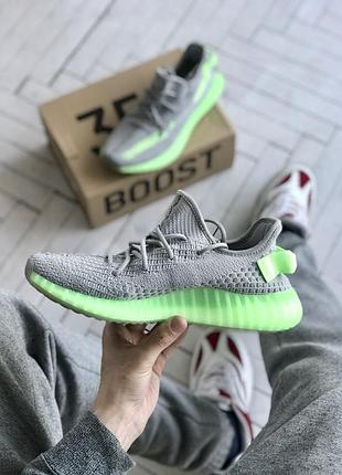 Кросівки adidas yeezy 350 v2 кроссовки9 фото