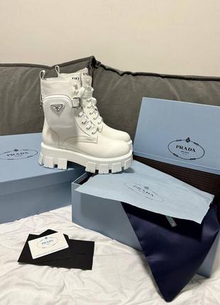 Prada boots premium zip pocket white 3999 142319557 Prada Chemisier con maniche a contrasto Bianco