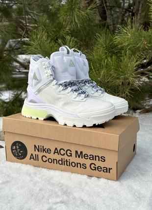 Женские кроссовки белые nike acg air zoom gaiadome gore-tex summit white