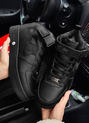 Зимние мужские кроссовки чёрные найк nike air force 1 black7 фото