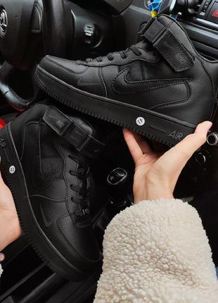 Зимние мужские кроссовки чёрные найк nike air force 1 black9 фото