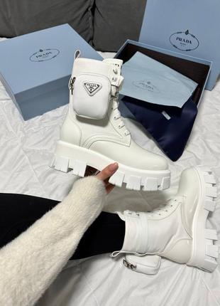 Ботинки женские prada boots premium zip pocket white