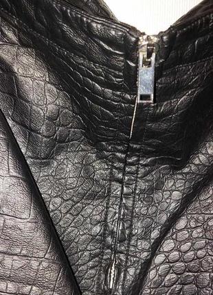 Спідниця з екошкіри