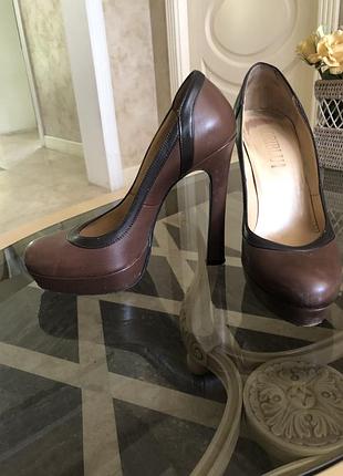 Туфлі італія, casadei , baldinini