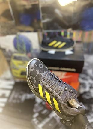 Adidas 4